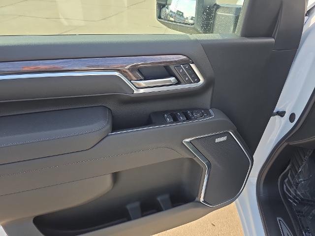 2026 Chevrolet Silverado 2500HD Crew Cab, Standard Bed, LTZ, 4WD