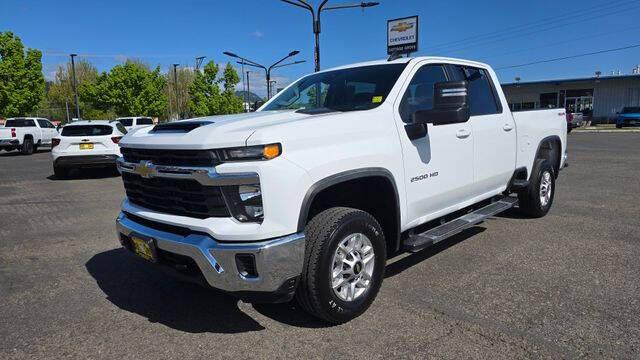 2024 Chevrolet Silverado 2500HD 4WD Crew Cab Standard Bed LT for sale in Cottage Grove, OR