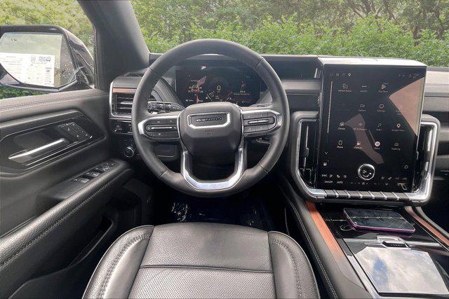 2025 GMC Yukon 4WD Denali