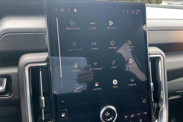 2025 GMC Yukon 4WD Denali