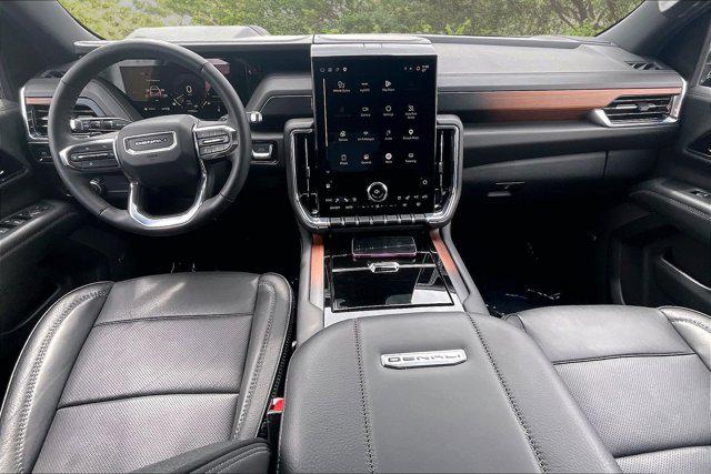 2025 GMC Yukon 4WD Denali