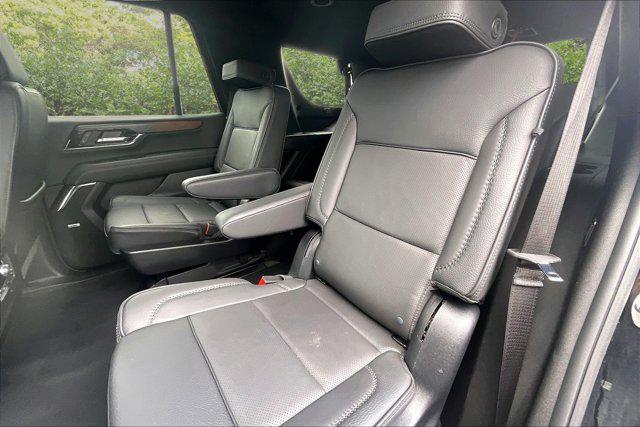 2025 GMC Yukon 4WD Denali