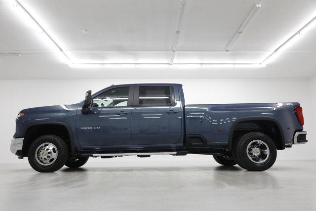 2026 Chevrolet Silverado 3500HD Crew Cab, Long Bed, LT Dual Rear Wheel, RWD