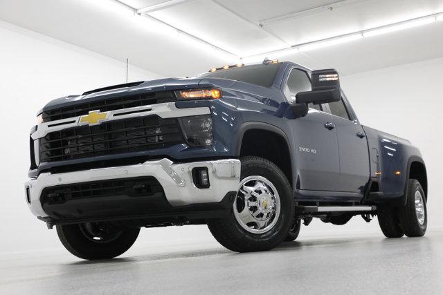2026 Chevrolet Silverado 3500HD Crew Cab, Long Bed, LT Dual Rear Wheel, RWD
