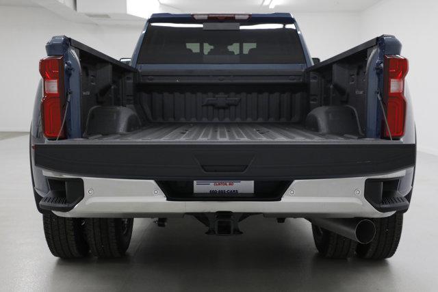 2026 Chevrolet Silverado 3500HD Crew Cab, Long Bed, LT Dual Rear Wheel, RWD