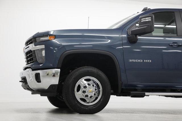 2026 Chevrolet Silverado 3500HD Crew Cab, Long Bed, LT Dual Rear Wheel, RWD