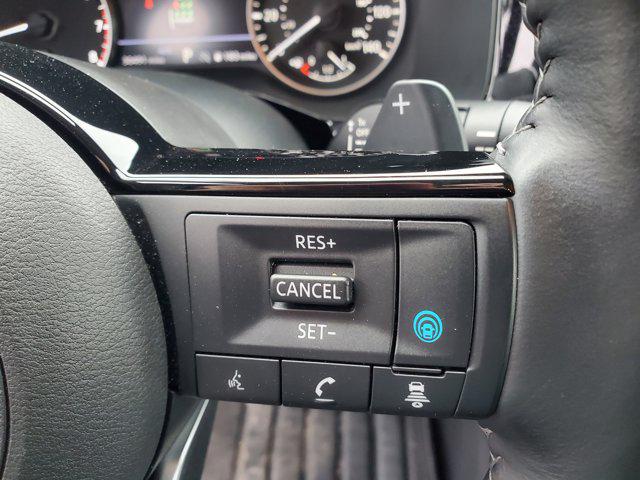 2025 Nissan Pathfinder SL 4WD