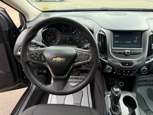 2016 Chevrolet Cruze LT Auto