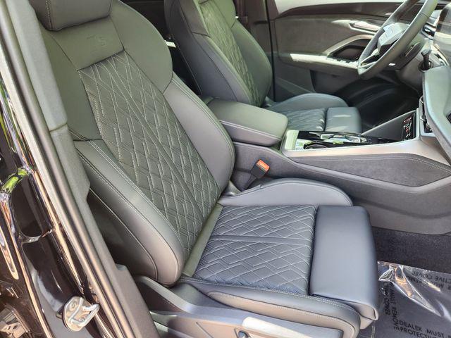 2026 Audi SQ5 Presige TFSI quattro S tronic