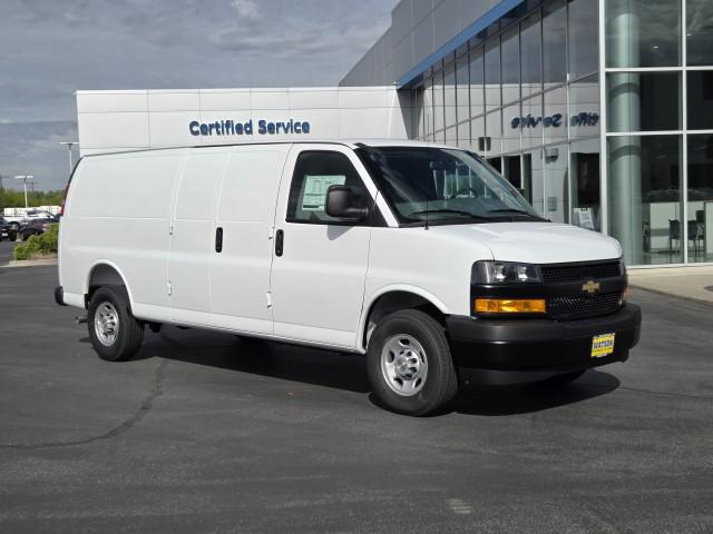 2026 Chevrolet Express Cargo Van 3500 Extended Wheelbase, WT, RWD