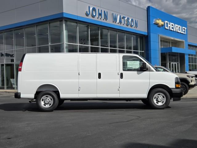 2026 Chevrolet Express Cargo Van 3500 Extended Wheelbase, WT, RWD