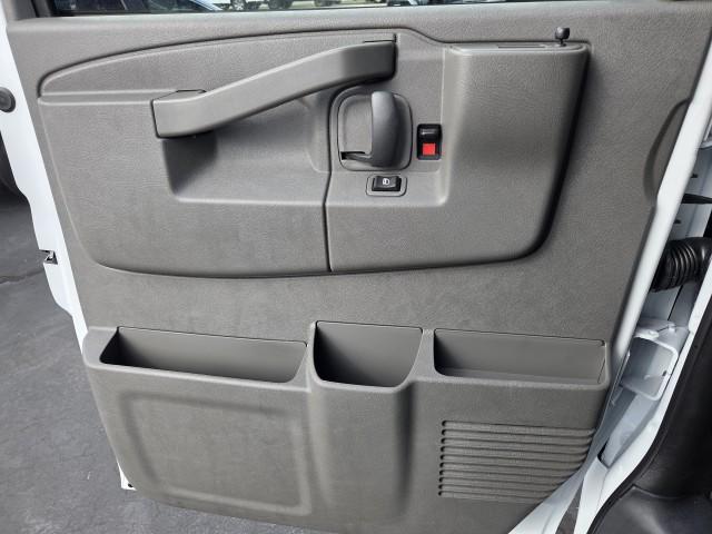 2026 Chevrolet Express Cargo Van 3500 Extended Wheelbase, WT, RWD