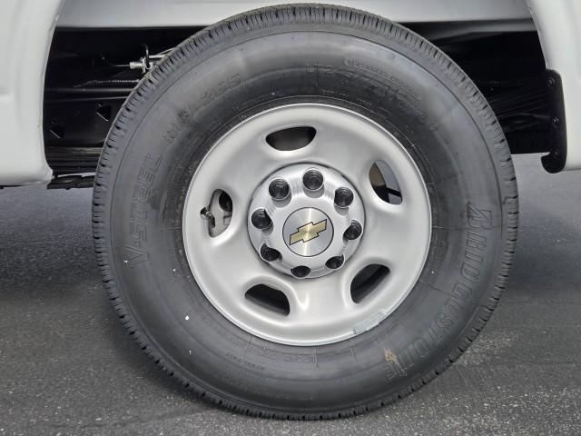 2026 Chevrolet Express Cargo Van 3500 Extended Wheelbase, WT, RWD