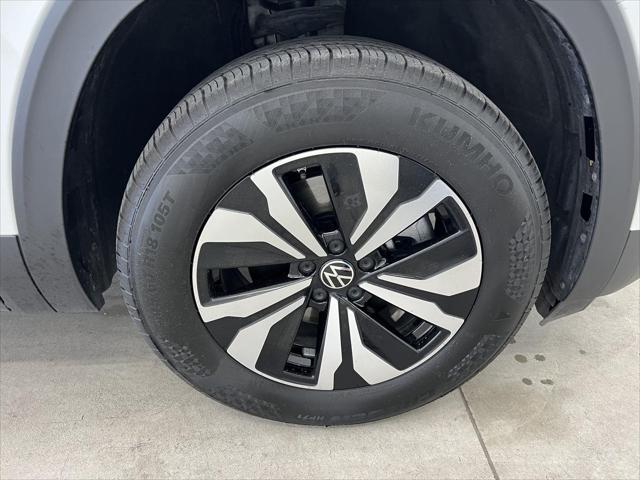 2025 Volkswagen Atlas 2.0T SE