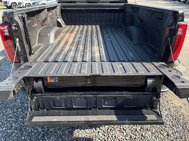 2024 GMC Sierra 3500HD 4WD Crew Cab Long Bed Denali Ultimate