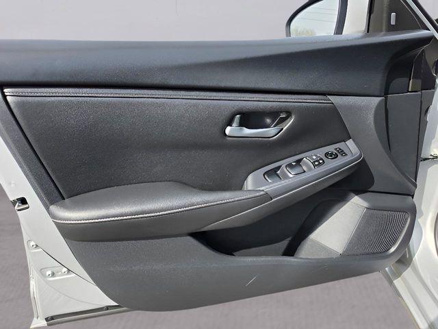 2023 Nissan Sentra SV Xtronic CVT