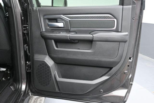2026 Ram 2500 Big Horn Crew Cab 4x4 64 Box