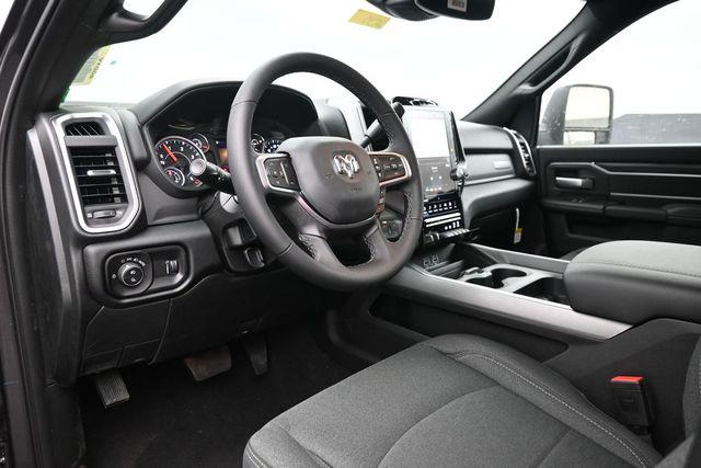 2026 Ram 2500 Big Horn Crew Cab 4x4 64 Box