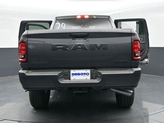 2026 Ram 2500 Big Horn Crew Cab 4x4 64 Box