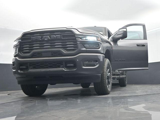 2026 Ram 2500 Big Horn Crew Cab 4x4 64 Box