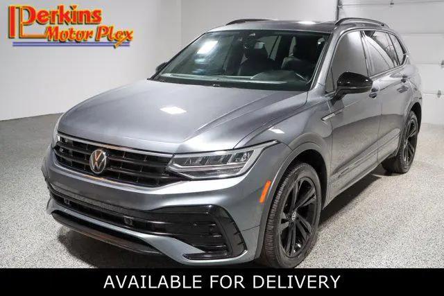 2023 Volkswagen Tiguan 2.0T SE R-Line Black for sale in Mayfield, KY