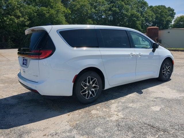 2027 Chrysler Pacifica PACIFICA LIMITED