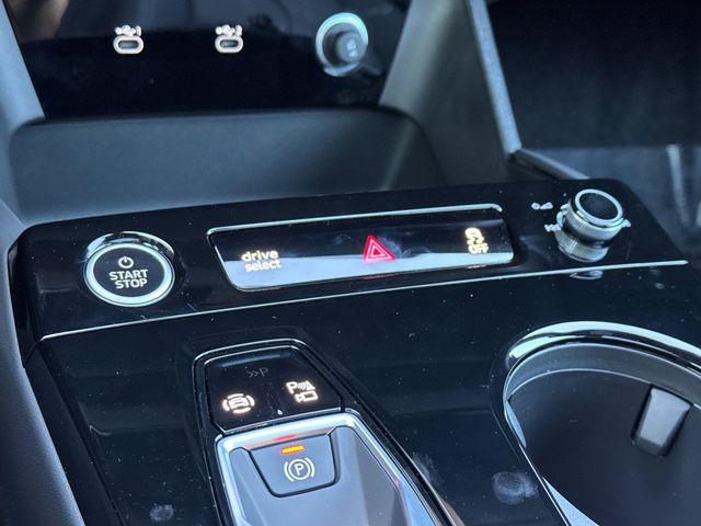 2027 Audi Q6 e-tron Premium