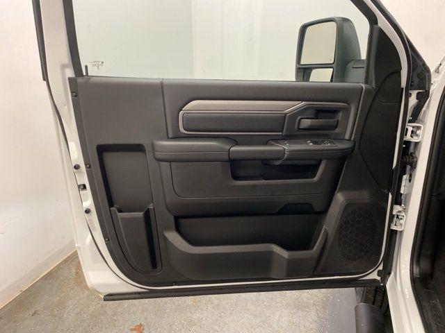 2026 Ram 2500 Tradesman Regular Cab 4x4 8' Box