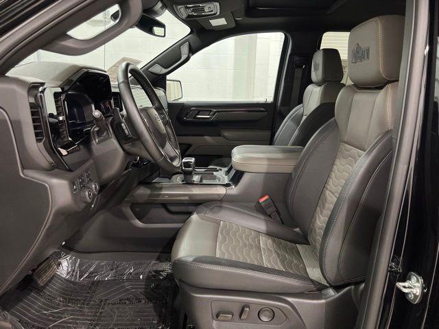 2025 Chevrolet Silverado 1500 4WD Crew Cab Short Bed ZR2