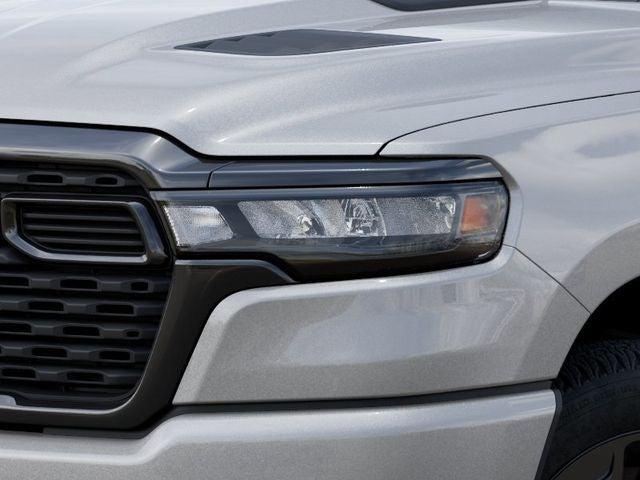2026 Ram 1500 Express Crew Cab 4x4 5'7" Box