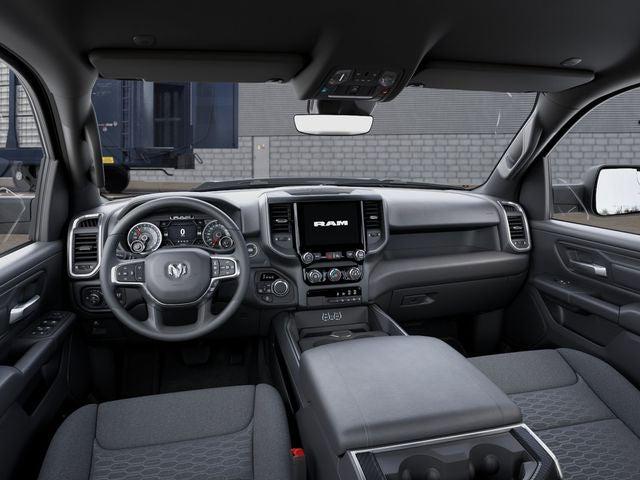 2026 Ram 1500 Express Crew Cab 4x4 5'7" Box
