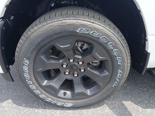 2026 RAM Ram 1500 RAM 1500 EXPRESS CREW CAB 4X4 57 BOX
