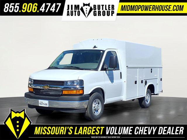 2026 Chevrolet Express Cutaway Work Van for sale in Linn, MO