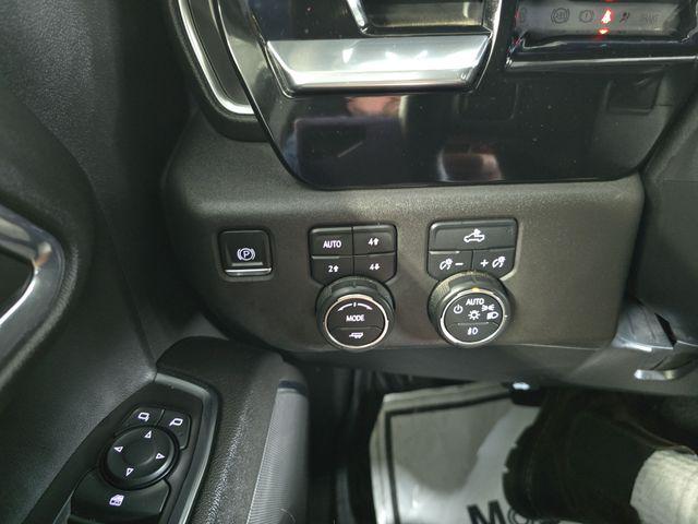 2023 Chevrolet Silverado 1500 4WD Crew Cab Short Bed LT Trail Boss
