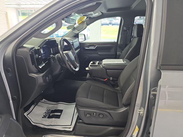 2023 Chevrolet Silverado 1500 4WD Crew Cab Short Bed LT with 2FL