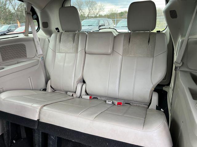 2012 Chrysler Town & Country Limited