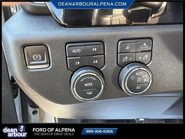 2022 Chevrolet Silverado 1500 4WD Crew Cab Short Bed LTZ