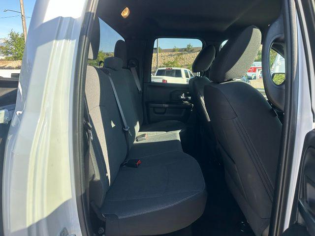 2023 Ram 1500 Classic Warlock Quad Cab 4x4 6'4" Box