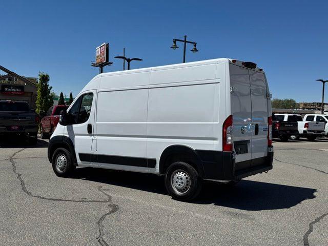 2025 Ram ProMaster 2500 Cargo Van Tradesman High Roof 136" WB w/Pass Seat