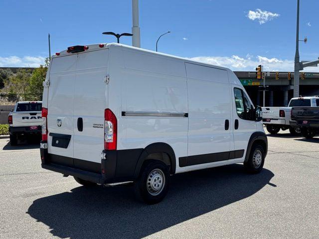 2025 Ram ProMaster 2500 Cargo Van Tradesman High Roof 136" WB w/Pass Seat