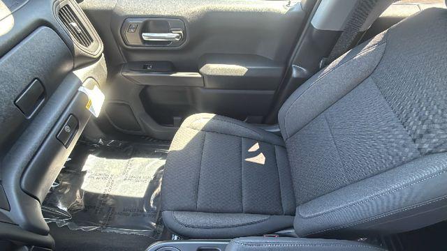 2026 GMC Sierra 1500 Crew Cab, Short Bed, Pro, 4WD