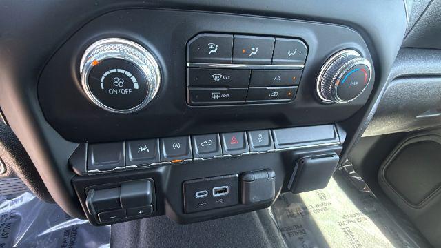 2026 GMC Sierra 1500 Crew Cab, Short Bed, Pro, 4WD