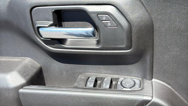 2026 GMC Sierra 1500 Crew Cab, Short Bed, Pro, 4WD