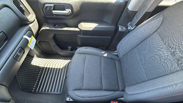 2026 GMC Sierra 1500 Crew Cab, Short Bed, Pro, 4WD