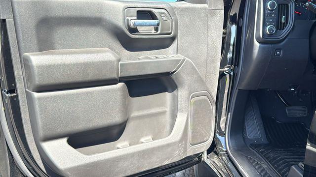 2026 GMC Sierra 1500 Crew Cab, Short Bed, Pro, 4WD