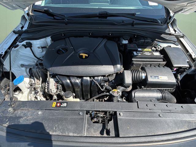 2018 Hyundai Elantra GT Base