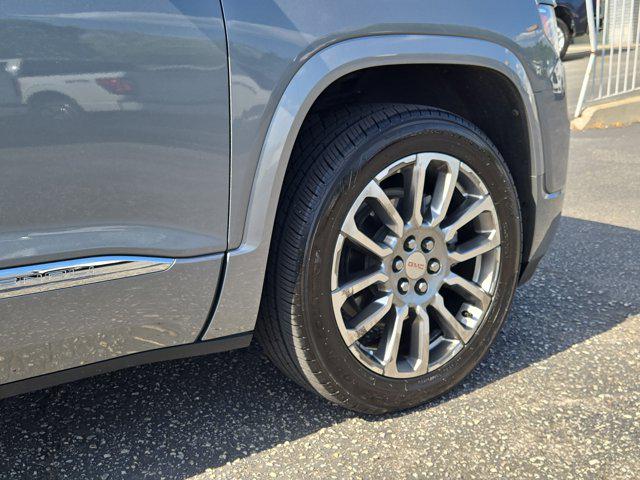 2023 GMC Acadia FWD Denali