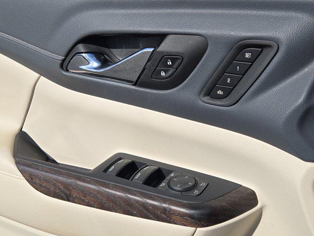 2023 GMC Acadia FWD Denali