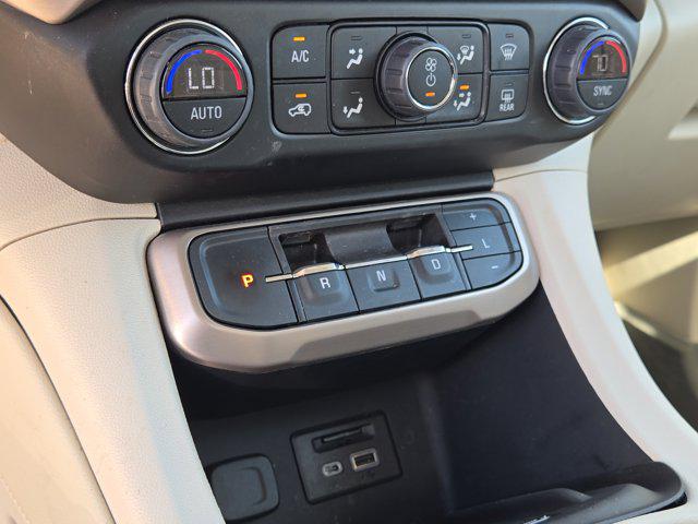 2023 GMC Acadia FWD Denali