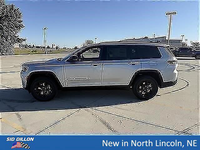 2026 Jeep Grand Cherokee L GRAND CHEROKEE L LAREDO ALTITUDE 4X4